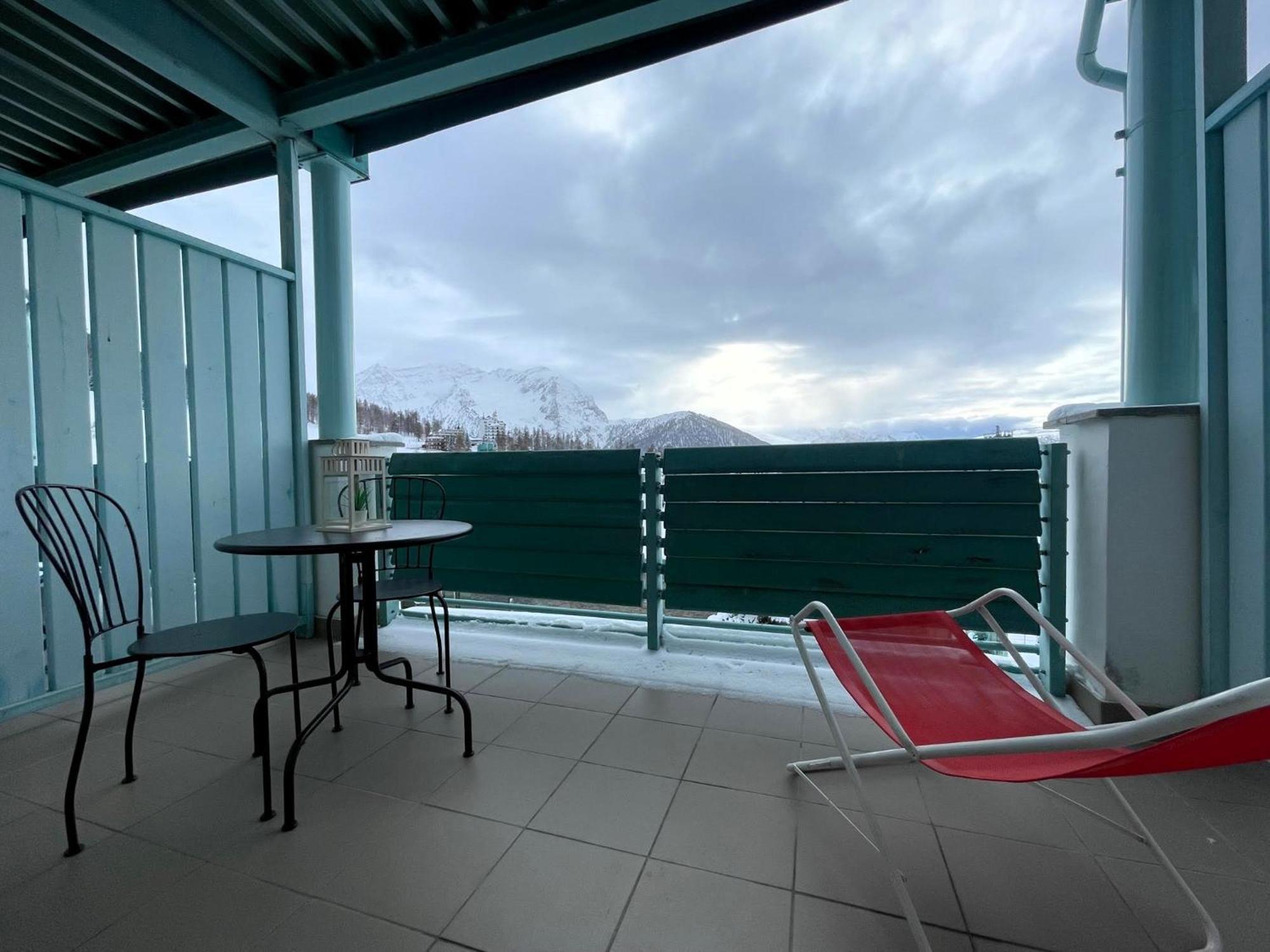 Attico Villaggio Olimpico Colle Sestriere Exterior foto